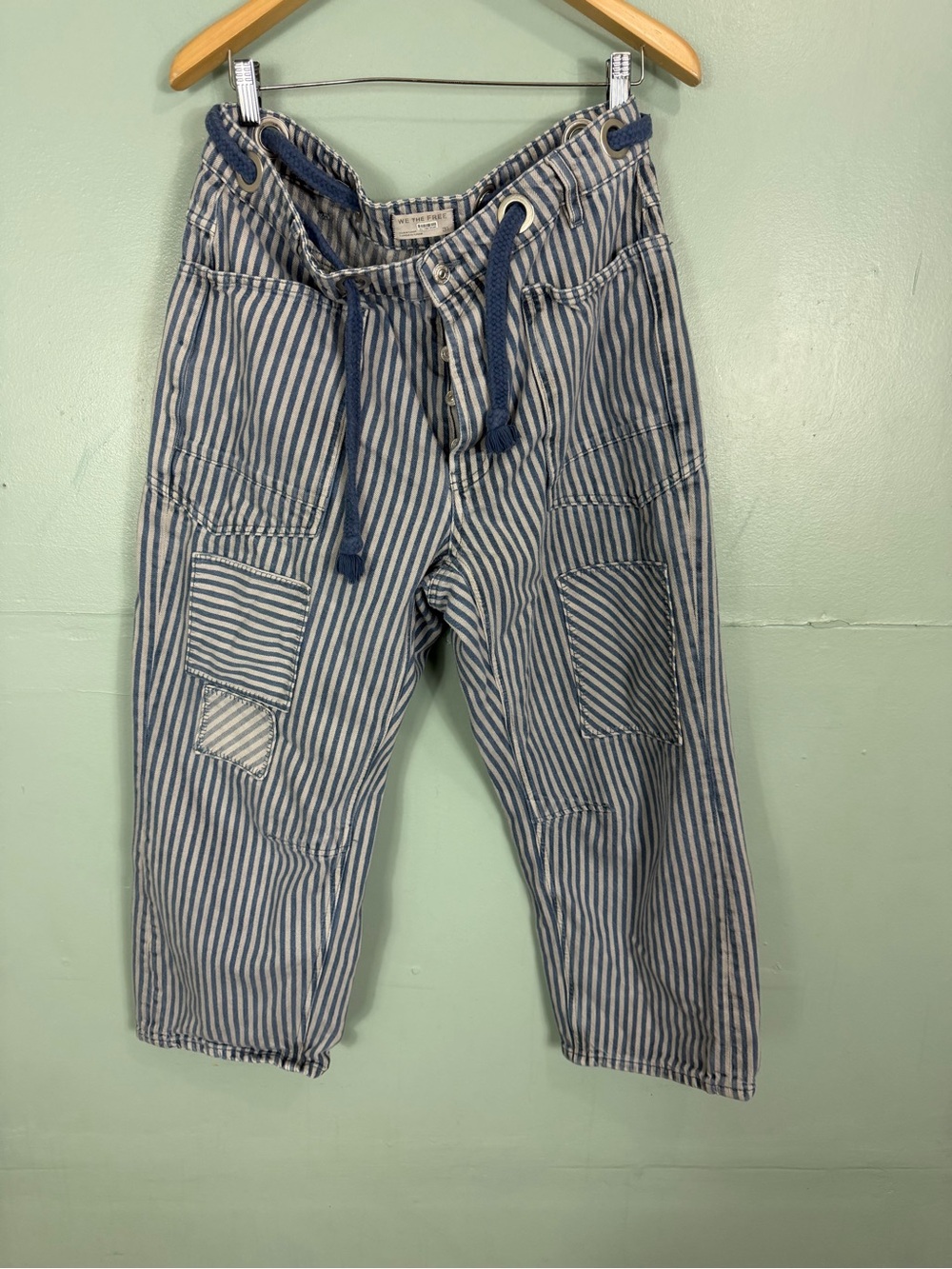 Free People Moxie Slung Railroad Striped Blue Jeans Barrel Size 31